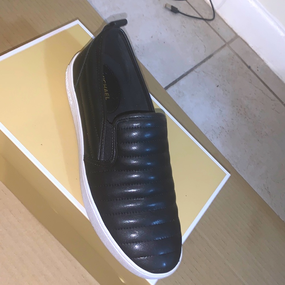 Slip on sneakers